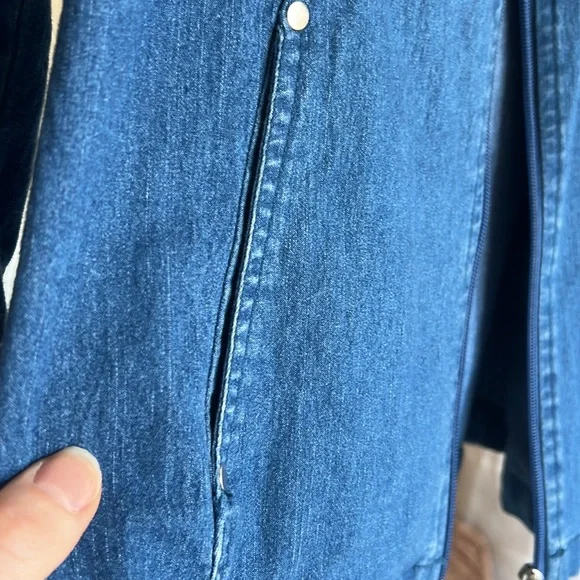 Jacket - Picture 2 of 2